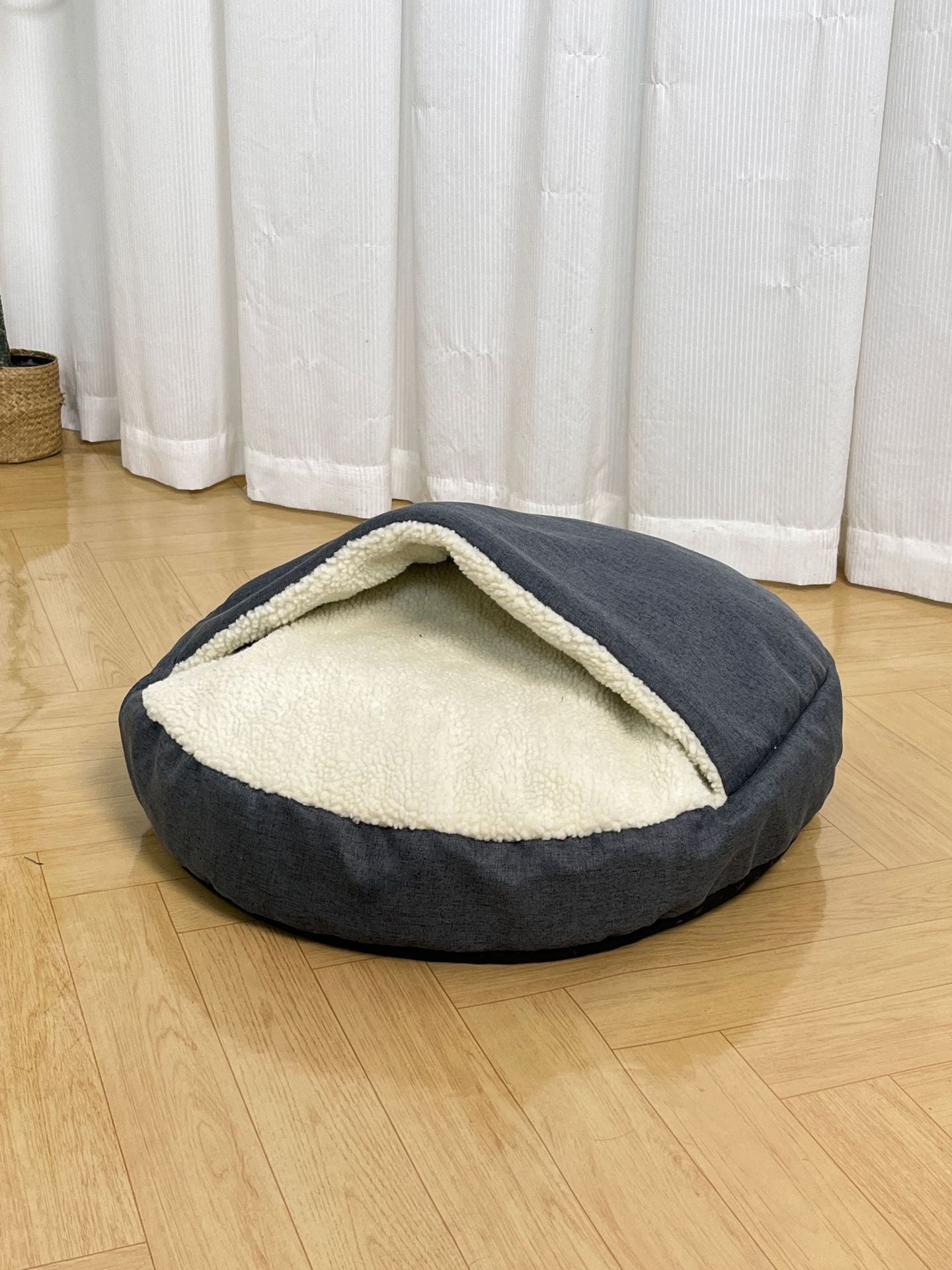 Winter Warm Removable Shell Pet Bed
